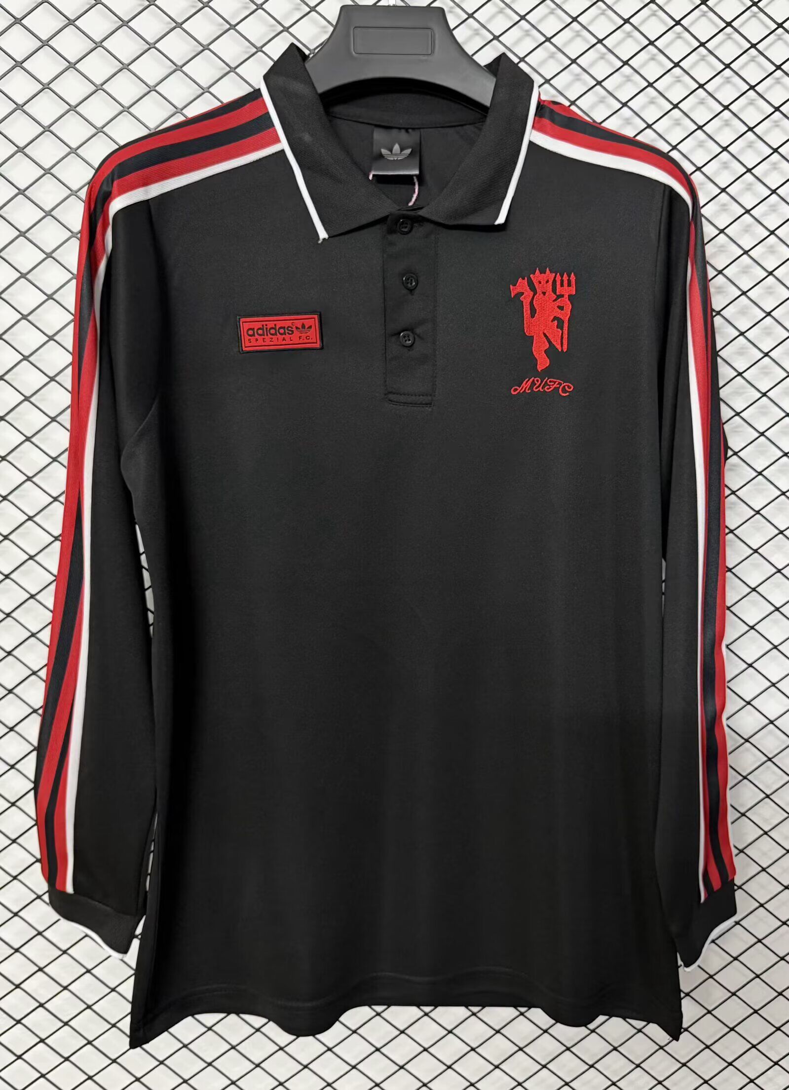 AAA Quality Manchester Utd 26/27 Special Retro Black Long Jersey